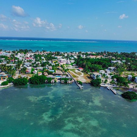 Hidden Treasure Vacation Home Blue Bay Cottage Caye Caulker Exterior foto