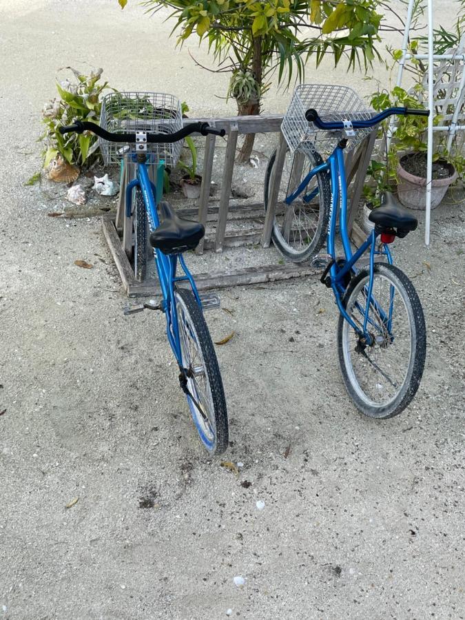 Hidden Treasure Vacation Home Blue Bay Cottage Caye Caulker Exterior foto