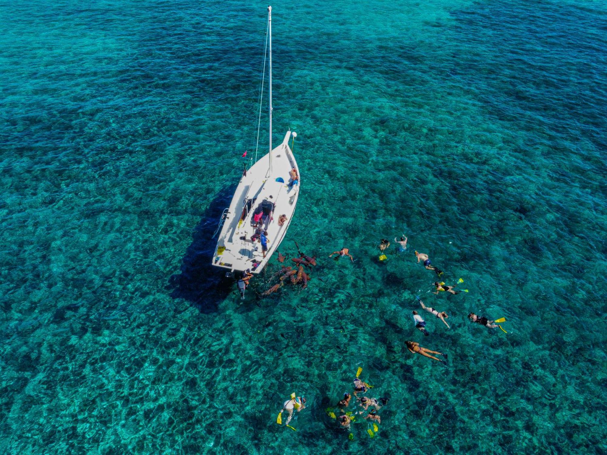 Hidden Treasure Vacation Home Blue Bay Cottage Caye Caulker Exterior foto